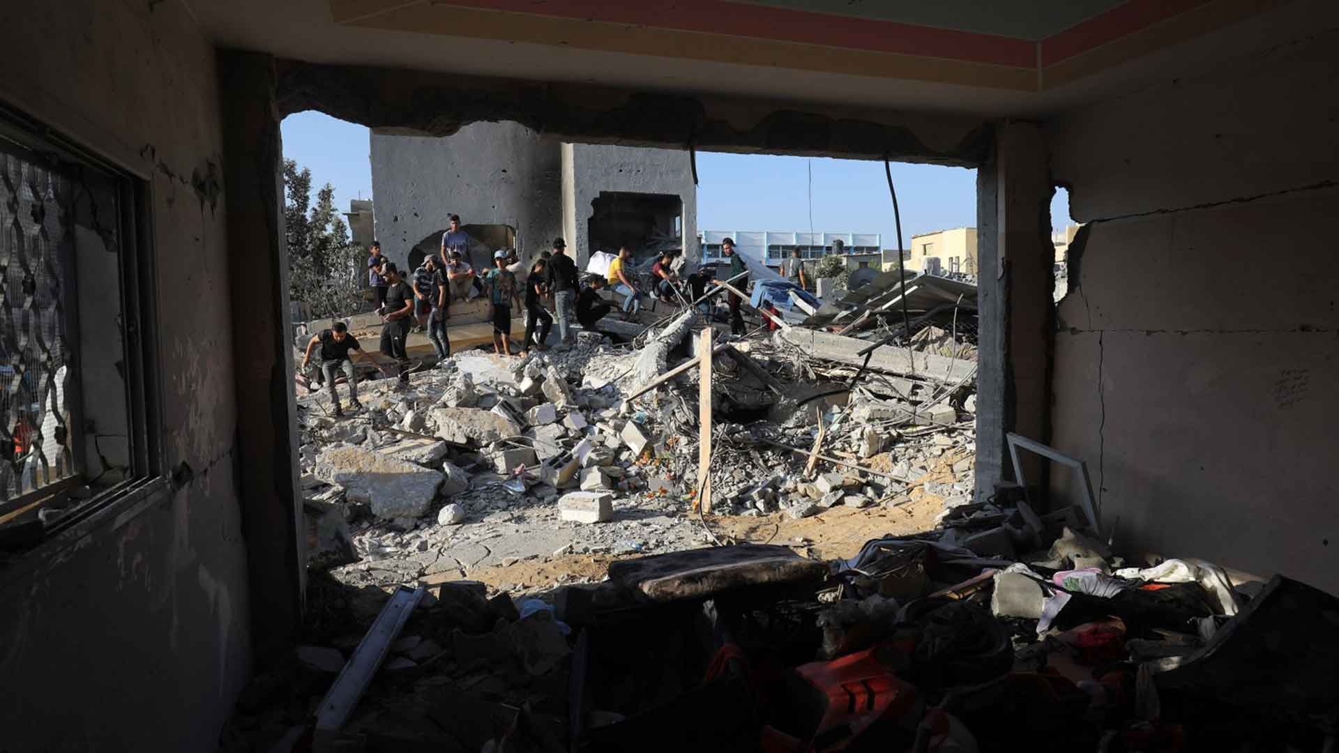 Humanitarian crisis deepens in Gaza amid aid blockades